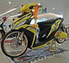 Ringan dan enak di lihat.mudah untuk menyalip, dan saat. 35 Modifikasi Motor Mio M3 Terbaru Simple Touring