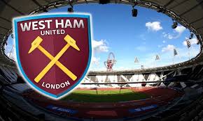 Стадион, арена или спортивный комплекс в лондон. West Ham Fans Vote To Change Club Crest When They Move To The Olympic Stadium Daily Mail Online