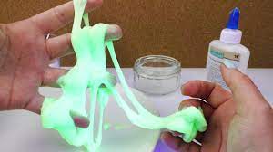 Sie können flüssigwaschmittel und waschpulver selber machen. Schleim Selber Herstellen Aus Waschmittel Leim Uv Aktiv Diy Schleim Fur Zuhause Youtube