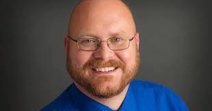 Eric Combs Wins 'Good Neighbor' Award for Contributions to Music Education 