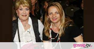 Εμένα η κόρη μου, είναι θετή μου κόρη, δεν έγινε ηθοποιός, αλλά έγινε δημοσιογράφος. Ayth Kai An Einai Eyxaristh Eidhsh H Korh Ths Basias Trifyllh Gennaei Apo Mera Se Mera Gossip Tv Gr