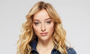 Pero no es una serie de época más: Bridgerton Personaggi Cast Della Serie Netflix Di Shondaland Comics1 Com