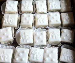 Petit Fours Idea Fondant Wedding Cakes Cool Wedding Cakes Mini Wedding Cakes