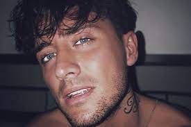 So please don't tarnish our whole relationship. Inkl Stephen Bear Had Secret Fling With Kylie Jenner Claims His Brother Daily Mirror