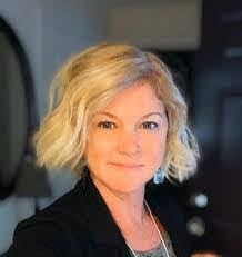 Melanie Haight's Instagram, Twitter & Facebook