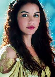 Mary Stuart Reign Fashion Reign Dresses Adelaide Kane