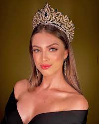 𝐌𝐢𝐬𝐬 𝐆𝐫𝐚𝐧𝐝 𝐌𝐚𝐭𝐨 𝐆𝐫𝐨𝐬𝐬𝐨 𝟐𝟎𝟐𝟐 is Maythe Varzoni  @maythevarzoni , 25-year-old chemical engineering student from Cuiabá, Mato  Grosso. Maythe will represent State of Mato Grosso at Miss Grand Brazil  🇧🇷 2022. #MissGrandMatoGrosso #