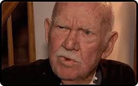 Second chance" pit bull mauls pit advocate groomer at PetSmart