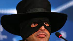 Paulo fonseca speaks dressed up as zorro, a promise he made if his team advanced to the uefa champions league knockout round. Shakhtar Donetsk Boss Paulo Fonseca Celebrates By Dressing Up In The Mask Of Zorro Football News Sky Sports