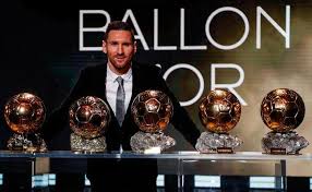 A câștigat din nou „balonul de aur și e liderul absolut. Fotbalistul Argentinian Lionel Messi A Castigat Ballon D Or 2019 Video Epoch Times Romania