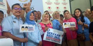 15 meme tuman untuk beri sindiran teman yang lagi bucin. Sindiran Mantan Menteri Salam Dua Jari Jangan Lagi Pilih Jokowi Merdeka Com