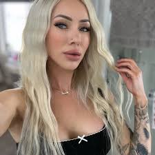 kim thomas 🍭 (@xokimbeauty) · Instagram 照片和视频