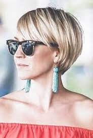 Pin By Aylin Apaydin On Frizurak Thick Hair Styles Chic Short Haircuts Hair Styles