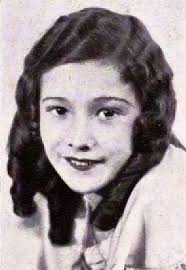 Dorothy Gray's Instagram, Twitter & Facebook