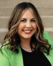 Ashley Powell's Instagram, Twitter & Facebook