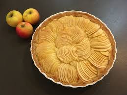 Voir la recette (sur le blog du gourmet). Tarte Aux Pommes Et Creme D Amandes Les Papilles De Karen