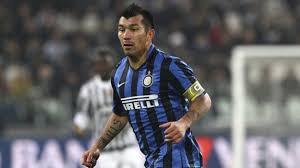 Hincha cruzado toda la vida. Gary Medel Fue Capitan En Dura Derrota De Inter De Milan Ante Juventus Por Copa Italia Alairelibre Cl