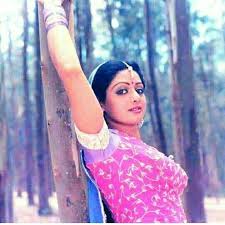 Rajiv comes from a very wealthy family, and lives in a palatial home with his mother, who would like him to get married to a beautiful young woman named vijaya singh, the only. Sridevi Sridevi And Rishi Kapoor S Nagina 1986 Bollywood Blockbuster