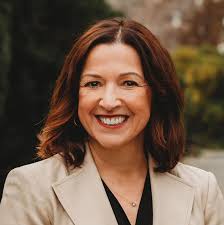 Thomas Vu (He/Him/His) Vice President for Policy, Association of  Independent California Colleges and Universities Tom Vu is the