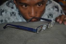 Jaga tubuh agar selalu terhidrasi dengan baik. Pekerjaan Yg Cocok Untuk Orang Yg Berkacamata Pintar Mencocokan