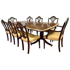 Either way, don't miss out on these amazing the rich cherry finish of this collection brings warmth and sophistication to any dining room. Georgian Mahogany Pedestal Table And 8 Carved Wheat Sheaf Chairs Dining Set For Sale At 1stdibs