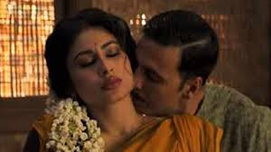 Mouni Roy lashes out at Twitter user who claimed she harassed by Reema  Kagti | FilmiBeat