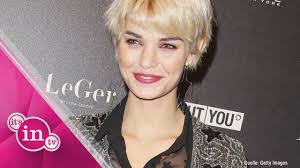 Aus staffel 8 folge 3. Gntm Gewinnerin Luisa Auch Ohne Heidi Ein Star Youtube