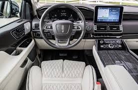 2019 Lincoln Navigator Redesign Interior Features And Price Lincoln Navigator Ford Motor Company Dream Cars