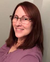 Sandra Earl's Instagram, Twitter & Facebook