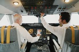 What is the average salary for a commercial pilot? Airplane Pilot Confessions What They Wish You Knew Reader S Digest