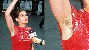 Hairy armpit shown at notting hill. Hollywoodlife On Twitter Julia Roberts Armpit Hair At The Notting Hill Premiere Nbd Https T Co 9uqneqeslp