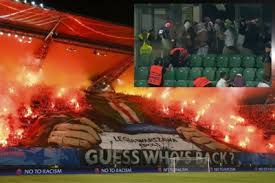 May 25, 2021 · voetbal, voetbal en nog eens voetbal. Fans Legia Maken Indruk Met Tifo Maar Hooligans Verpesten H Het Nieuwsblad Mobile