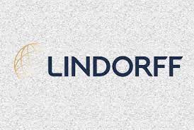 Hver femte nordmann synes det er vanskelig å snakke åpent med sin partner om privatøkonomien, viser en undersøkelse gjennomført av lindorff. Berlin Lindorff Portfolio