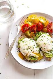 20 Petits Dejeuners Equilibres Et Gourmands A Base D Avocat Parce Que Le Petit Dej C Est Sacre Petit Dejeuner Equilibre Petit Dejeuner Sain Repas