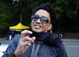 Azwan ali threatens to reveal brother, azmin ali's 'secrets'. Police Summon Azmin Ali S Brother Azwan Over Clip Allegedly Mocking Emergency Malaysia Malay Mail