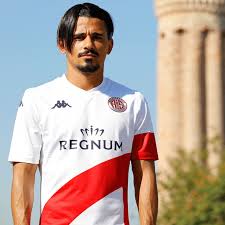 Antalyaspor triatlon takımı, pandemi süreci de dahil olmak üzere her zamanki gibi başarı ve şampiyonluk hedefiyle. Antalyaspor 2020 21 Away Kit