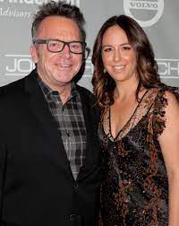 Fans, please take into consideration that we didn't break into tom arnold's bank accounts. Tom Arnold Net Worth Net Worth Lists