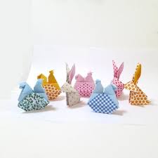 Des Plis Aux Mailles Deco Paques Decoration Paques Lapin Origami