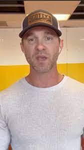 Shane Benham's Instagram, Twitter & Facebook