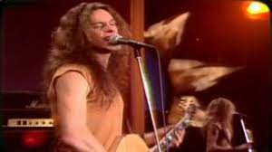 176,236 views, added to favorites 549 times. Ted Nugent Cat Scratch Fever 1979 Youtube