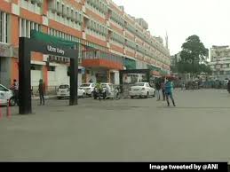 The west bengal police e pass during covid 19 lockdown for industry, individuals, and another persona is issuing. Covid 19 Cases In West Bengal Lockdown In Bengal For 2 Weeks From Tomorrow Essential Services Allowed