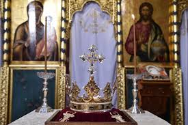 Se pare că ștefan cel mare nu era chiar așa mare. Patriarhul Romaniei A Binecuvantat Coroana ReconstituitÄ A Sfantului Stefan Cel Mare Basilica Ro