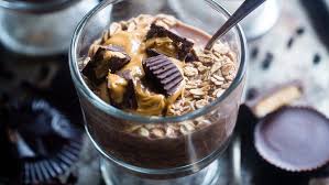 Overnight oats make for an extremely versatile breakfast and snack option. 5 Simple Recipes For High Protein Overnight Oats Bodybuilding Com