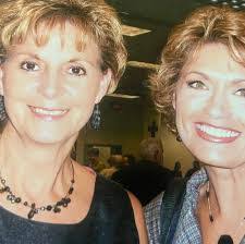 Lori Deweese's Instagram, Twitter & Facebook