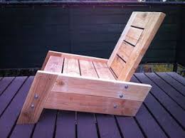 This model for a pallet chair is slightly more elaborate. Low Rise Lounge Chair Made From Pallets Wood Diy Pallet Furniture Outdoor Furniture Diy