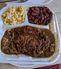 A page for people looking for inspiration for a meal for that 'someone' special in their life and share their own tips Saturday Night Take Home Smothered Fried Chicken From Colo S Soul Food Amazing Stuff Sacramento