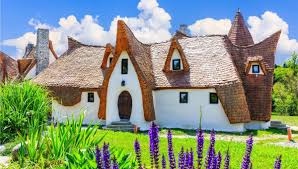 Apasa aici pentru mai multe fotografii. Castelul De Lut Destinatie De Basm Din Valea Zanelor Idei De Vacante