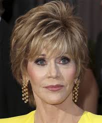 Shaggy bobs womanly waves and the klute. 12 Jane Fonda Hairstyles Hair Cuts And Colors