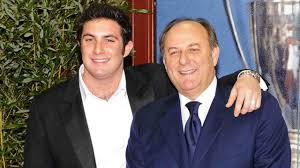 Mascherina e gerry scotti è diventato nonno: Edoardo Scotti Eta Carriera Vita Privata Del Figlio Di Gerry
