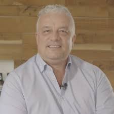 Nach einer komplexen Planungs- und intensiver Umbauphase, eröffnen wir am  21./22./23. Oktober unser Generationenprojekt in Sempach. www.willi-beck.ch  Familientradition seit 1889